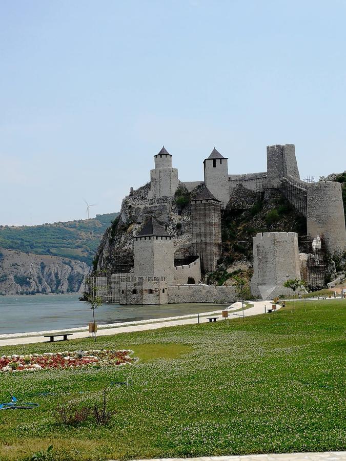 Apartman Bogic Golubac Exterior foto